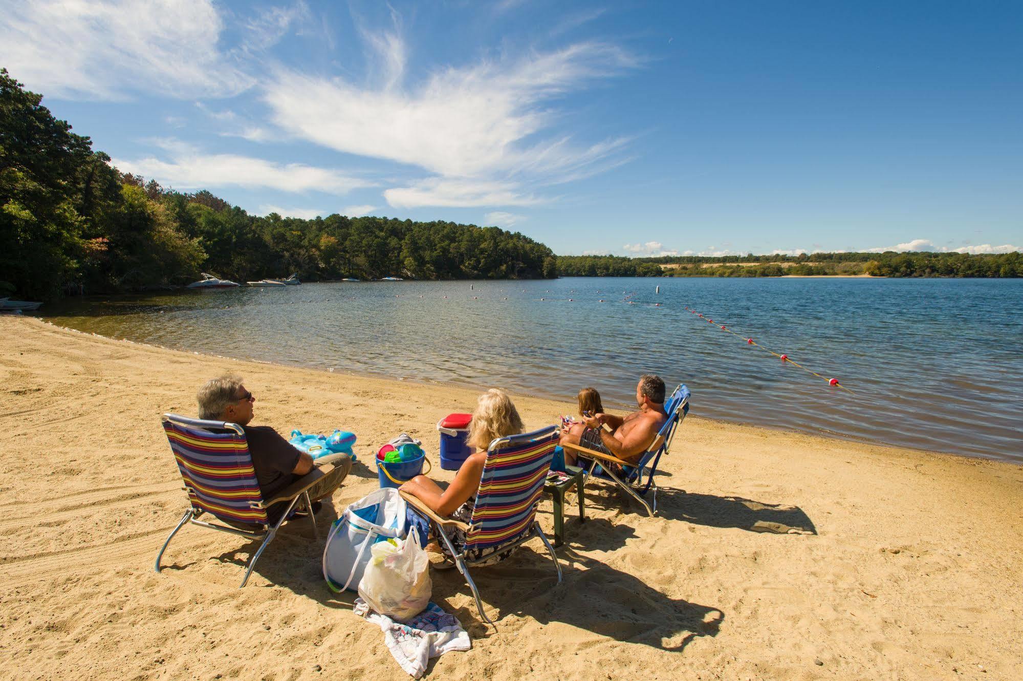 Hotel Sun Retreats At Peters Pond Sandwich Exterior foto